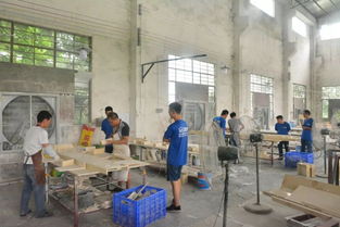 工匠家背景墙安装培训顺利开班 民办培训机构赋能专业技能人才